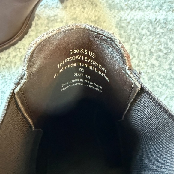 Knockout High Heel Chelsea Boot in Chocolate Brown - Picture 4 of 4